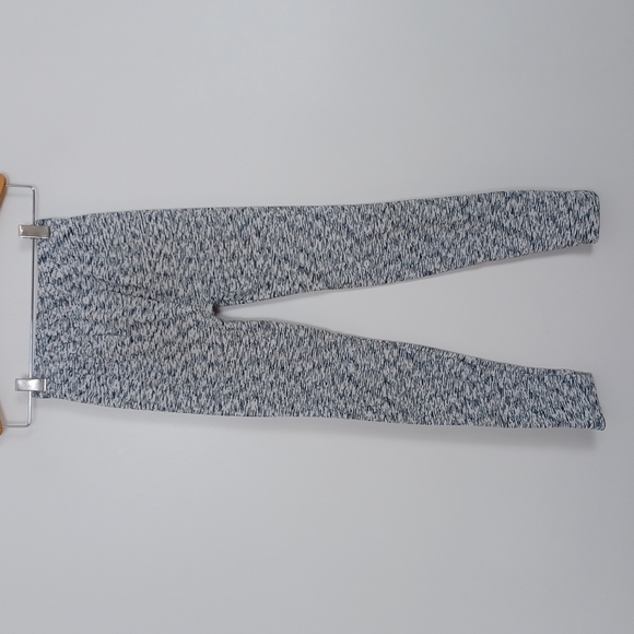 ✨3/$25✨ Urban Kids Girls Black and White Leggings - One Size - Picture 2 of 6